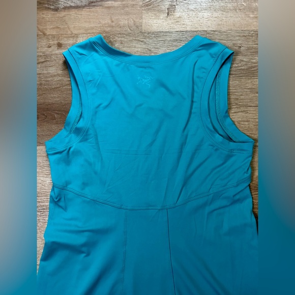 Arc’teryx Soltera Dress – Turquoise Size Small – Sleeveless V-Neck Midi Dress - Picture 7 of 12